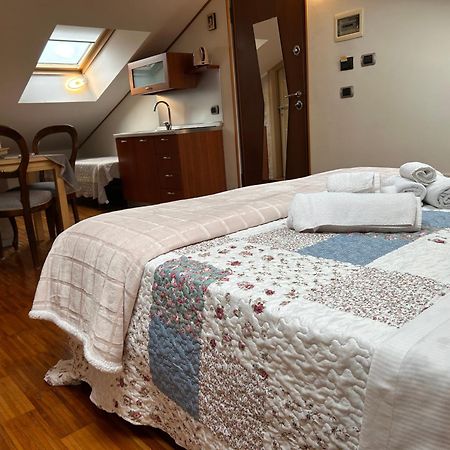 Aurelia Garden Gold B&B Roma Dış mekan fotoğraf