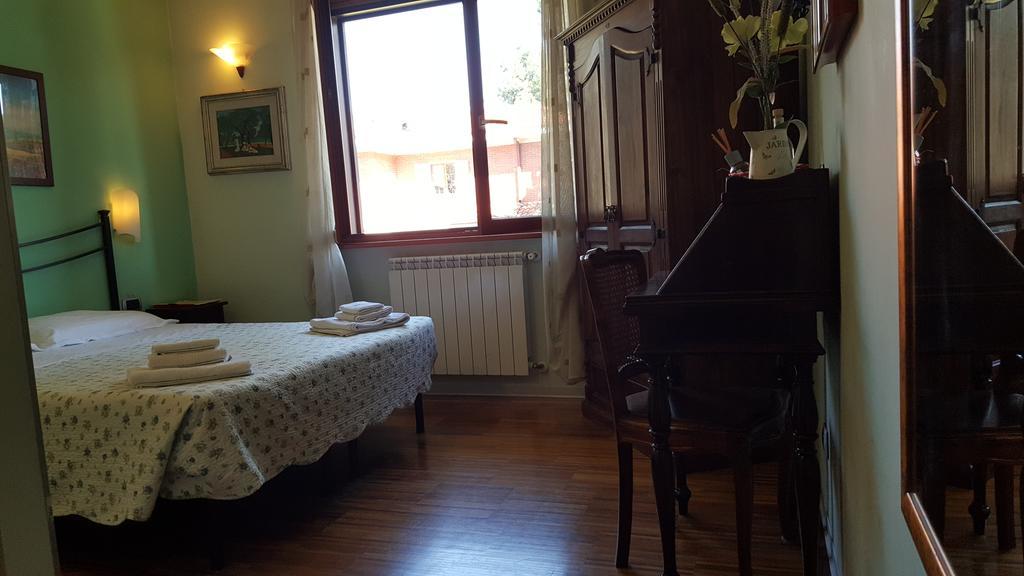 Aurelia Garden Gold B&B Roma Dış mekan fotoğraf