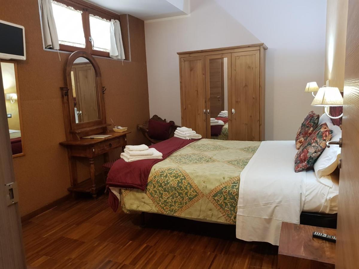 Aurelia Garden Gold B&B Roma Dış mekan fotoğraf